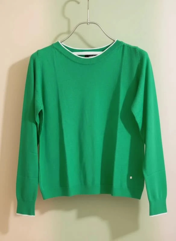 پلیور بافت زنانه ساده مدل “Emerald Basic”