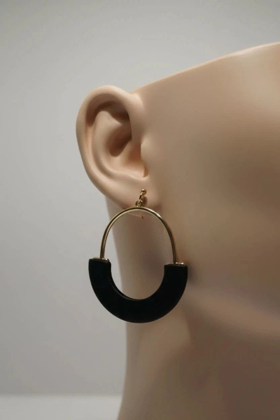 گوشواره زنانه Modern Black Arc Hoop