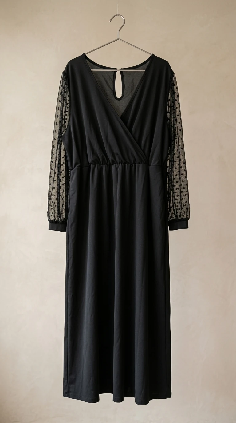 سرهمی(اورال) مشکی یقه‌هفت با آستین حریر خال‌خال (Black V‑Neck Dress with Polka‑Dot Sheer Sleeves)