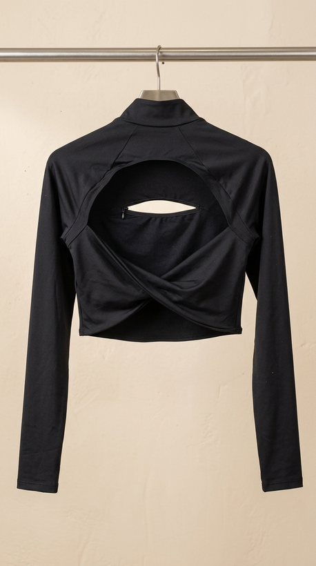 بلوز کراپ آستینبلند مشکی با پشت باز گرهای – Black Mock-Neck Cutout Twist-Back Crop Top